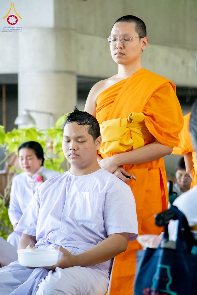 ภาพ No.293639:วันที่ 10 มกราคม พ.ศ. 2569 พิธีปลงผมธรรมทายาทบูชาธรรม 117  ปี คุณยายอาจารย์ฯ ณ วิหารคด วัดพระธรรมกาย ปทุมธานี