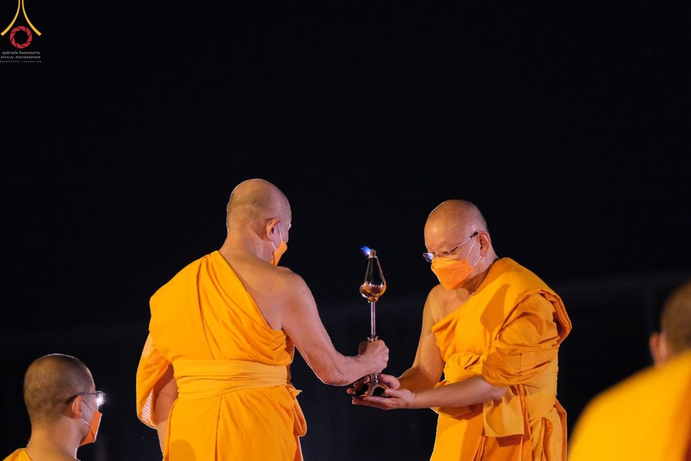 ภาพ No.45004:ประมวลภาพพิธีจุดประทีป​ วันคุ้ม​ครองโลก ณ วัดพระธรรมกาย