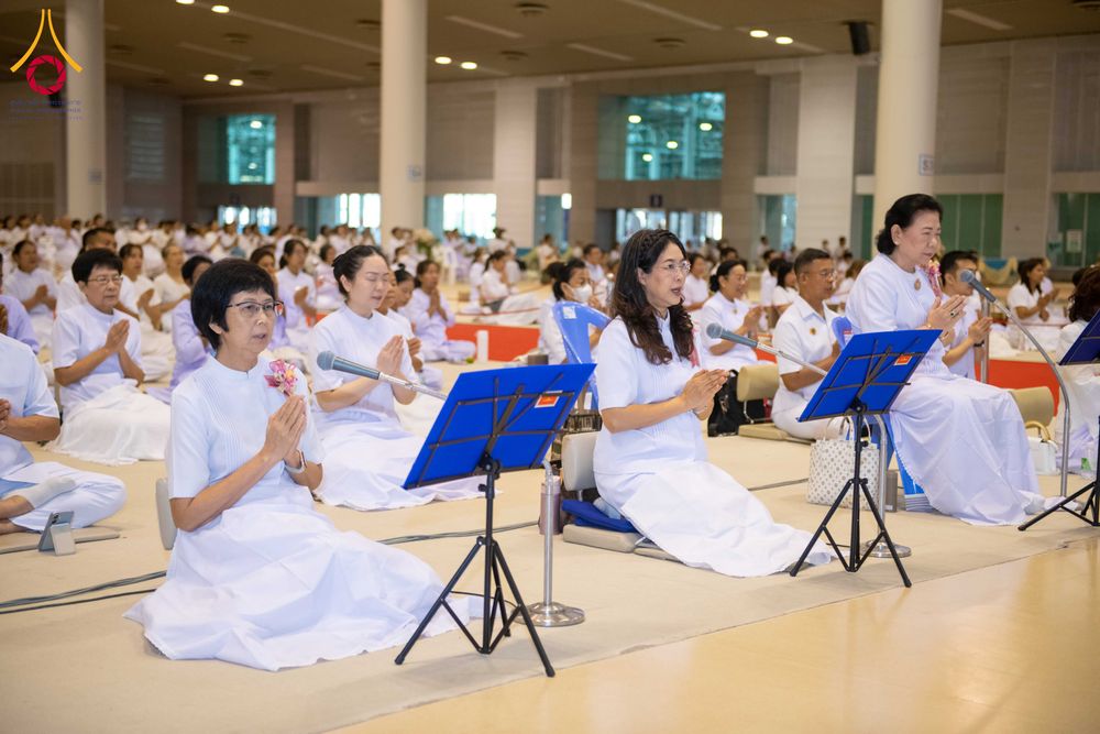 ภาพ No.321597:วันอาทิตย์ที่ 12 เมษายน พ.ศ.2569 กิจกรรมงานบุญวันอาทิตย์ สาธุชนปฏิบัติธรรมร่วมกัน ณ ห้องแก้วสารพัด 1 วัดพระธรรมกาย ปทุมธานี