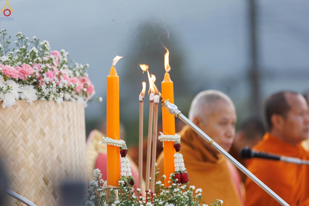 ภาพ No.281358:วันเสาร์ที่ 27 ธันวาคม พ.ศ.2568 พิธีตักบาตรพระ ๑,๐๐๐ รูป   เพื่อความเป็นสิริมงคลแก่ชีวิตและแผ่นดินไทย  มหากุศลครั้งยิ่งใหญ่แห่งปี ส่งท้ายปีเก่า ต้อนรับปีใหม่  ณ ถนนหน้าที่ว่าการอำเภอภูเรือ จังหวัดเลย