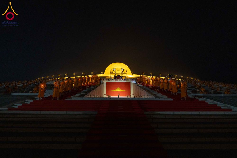 ภาพ No.312248:วันอังคารที่ 3 มีนาคม พ.ศ.2569 พิธีเวียนประทักษิณและจุดมาฆประทีป (ภาพชุดที่ 2) ณ ลานธรรมพระมหาธรรมกายเจดีย์ วัดพระธรรมกาย