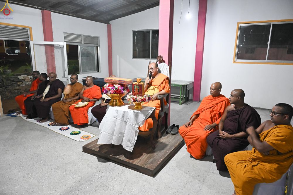 ภาพ No.278871:วันที่ 1 พฤศจิกายน  2568 กฐินสมทบวัดต่างประเทศ โดยคณะศิษยานุศิษย์ บูชาธรรม 81 ปี หลวงพ่อธัมมชโย กฐินช้างศรีลังกา  ณ วัดสุวรรณวิหาร เขตอาวิซาเวรี ประเทศศรีลังกา