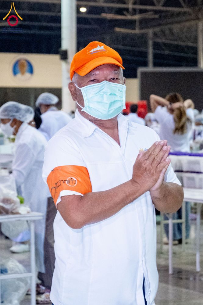 ภาพ No.303458:วันที่ 27 มกราคม พ.ศ. 2569 พิธีถวายภัตตาหารเป็นสังฆทาน แด่พระธรรมยาตรา ณ วัดพระธรรมกาย  จังหวัดปทุมธานี ในโครงการธรรมยาตรา กตัญญูบูชา มหาปูชนียาจารย์ พระมงคลเทพมุนี(สด จนฺทสโร) พระผู้ปราบมาร อนุสรณ์สถาน 7 แห่ง ปีที่ 14