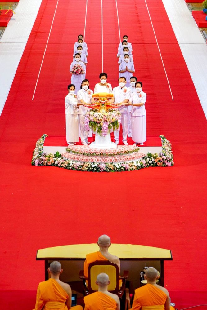 ภาพ No.38774:พิธีทอดกฐินสามัคคี ณ สภาธรรมกายสากล วัดพระธรรมกาย