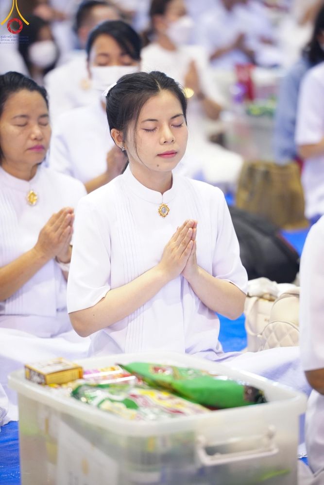 ภาพ No.205847:พิธีตักบาตร และ พิธีบูชาข้าวพระ ในวันอาทิตย์ต้นเดือน 2 กุมภาพันธ์ พ.ศ. 2568 ณ สภาธรรมกายสากล วัดพระธรรมกาย