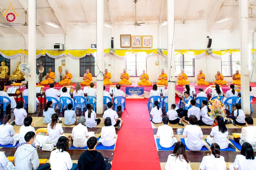 ภาพ No.197275:พิธีทอดผ้าป่าทำนุบำรุงศาสนสถาน ณ วัดอัมพวัน ตำบลบางม่วง อำเภอบางใหญ่ จังหวัดนนทบุรี ในโครงการธรรมยาตรา กตัญญูบูชา มหาปูชนียาจารย์ พระมงคลเทพมุนี(สด จนฺทสโร) พระผู้ปราบมาร อนุสรณ์สถาน 7 แห่ง ปีที่ 13 วันที่ 17 มกราคม พ.ศ. 2568