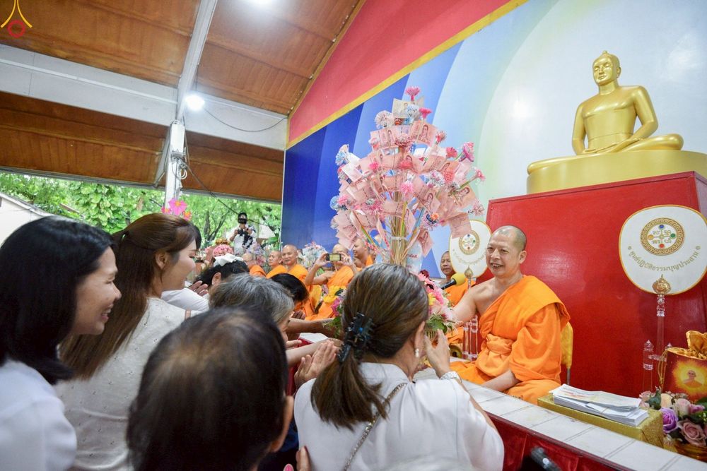 ภาพ No.254206:วันที่ 12 ตุลาคม พ.ศ. 2568 พิธีทอดกฐินสามัคคีทั่วไทย 30,000 วัด โดยคณะศิษยานุศิษย์ บูชาธรรม 81 ปี หลวงพ่อธัมมชโย ณ ศูนย์ปฏิบัติธรรมบุญประสาน  อ.ปากช่อง จ.นครราชสีมา