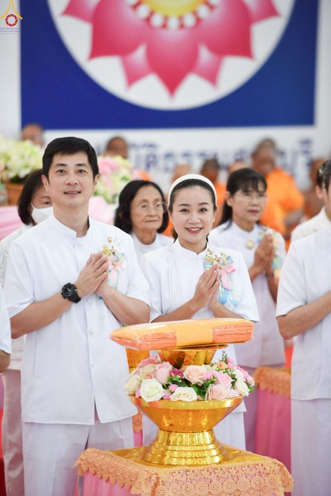 ภาพ No.261565:วันที่ 17-18 ตุลาคม พ.ศ. 2568 พิธีเจริญพระพุทธมนต์คณะสงฆ์ 108 กลั่นแผ่นดินองค์พระเจดีย์สระบุรี สมโภชองค์กฐิน และพิธีทอดกฐิน ณ ศูนย์ปฏิบัติธรรมสระบุรี ในโครงการกฐินสามัคคีทั่วไทย 30,000 วัด บูชาธรรม 81 ปี หลวงพ่อธัมมชโย โดยคณะศิษยานุศิษย์วัดพระธรรมกาย