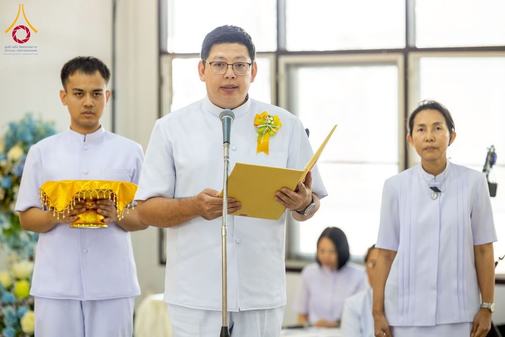 ภาพ No.276681:วันเสาร์ที่ 6 ธันวาคม พ.ศ. 2568 พิธีมุทิตาสักการะ เนื่องในโอกาสที่พระเดชพระคุณพระพรหมดิลก เจ้าอาวาสวัดสามพระยา วรวิหาร เมตตาเป็นประธานในพิธีตั้งฐานานุกรมใน พระราชวิเทศวชิรเวที (บัณฑิต วรปญฺโญ) ผู้ช่วยเจ้าอาวาสวัดพระธรรมกาย (ไวโรจน์ วิโรจโน) ผู้ช่วยเจ้าอา