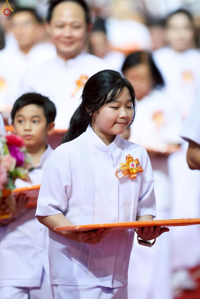 ภาพ No.251551:วันที่ 10 ตุลาคม พ.ศ. 2568 พิธีทอดผ้าป่าสมทบกฐินวัดพระธรรมกาย และสมทบกฐิน 30,000 กว่าวัดทั่วประเทศ ครั้งที่ 3 ณ สภาธรรมกายสากล วัดพระธรรมกาย