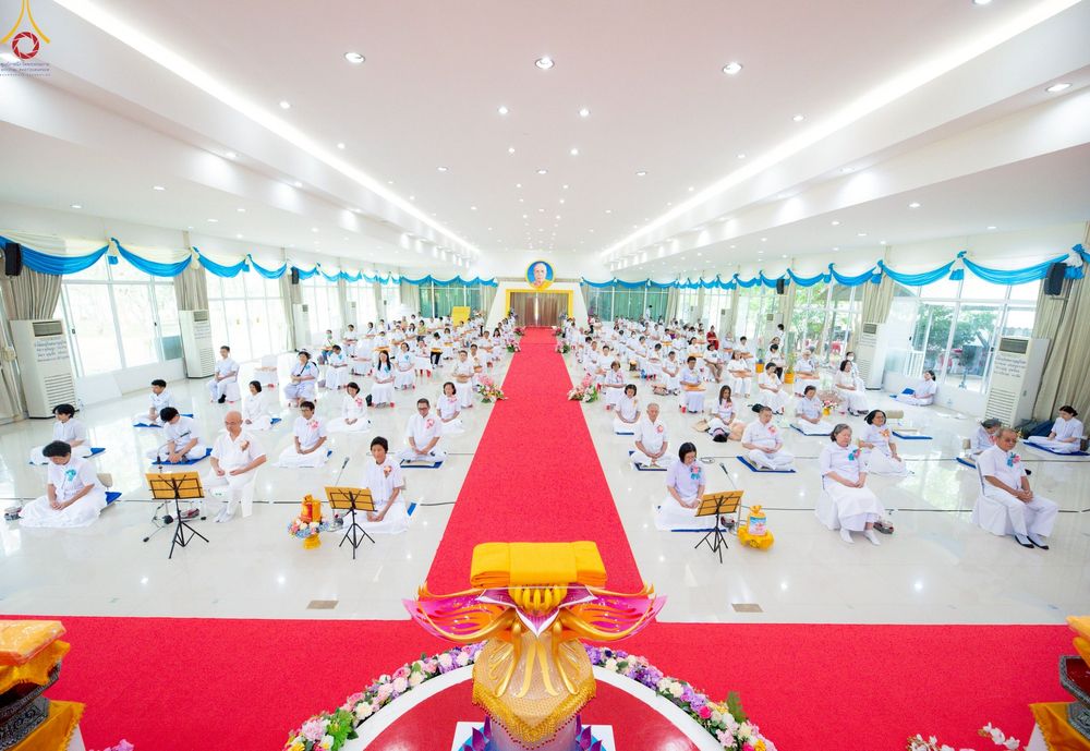 ภาพ No.260193:วันอาทิตย์ที่ 19 ตุลาคม พ.ศ. 2568 พิธีทอดกฐินสามัคคี  ณ ศูนย์ปฏิบัติธรรมและศูนย์อบรมเยาวชนเพชรบุรี  ต.ท่าแลง อ.ท่ายาง จ.เพชรบุรี