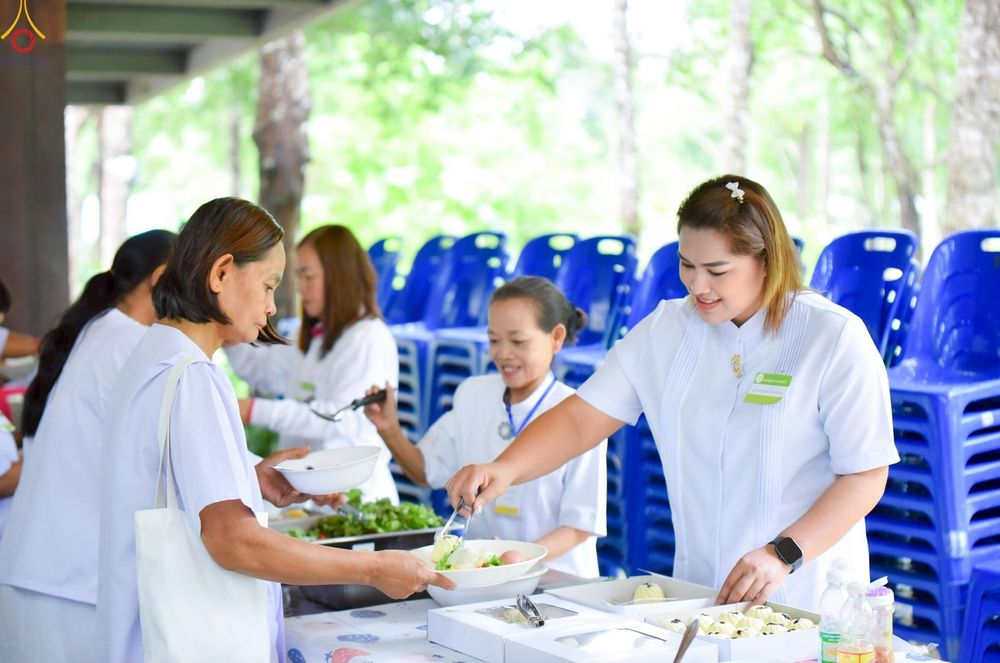 ภาพ No.250052:วันที่ 26-28 กันยายน พ.ศ. 2568 โครงการอบรมอุบาสกแก้ว อุบาสิกาแก้ว รุ่นที่ 3 ตัวแทนทอดกฐินสามัคคีทั่วไทย 30,000 วัด ณ ศูนย์ปฏิบัติธรรมจันทบุรี จ.จันทบุรี