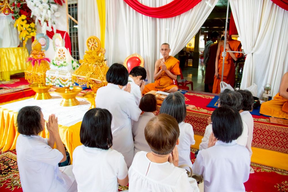 ภาพ No.264799:วันที่ 23 ตุลาคม พ.ศ. 2568 พิธีทอดกฐินสามัคคีทั่วไทย 30,000 วัด โดยคณะศิษยานุศิษย์ บูชาธรรม 81 ปี หลวงพ่อธัมมชโย ณ วัดอัยยิการาม อ.คลองหลวง จ.ปทุมธานี