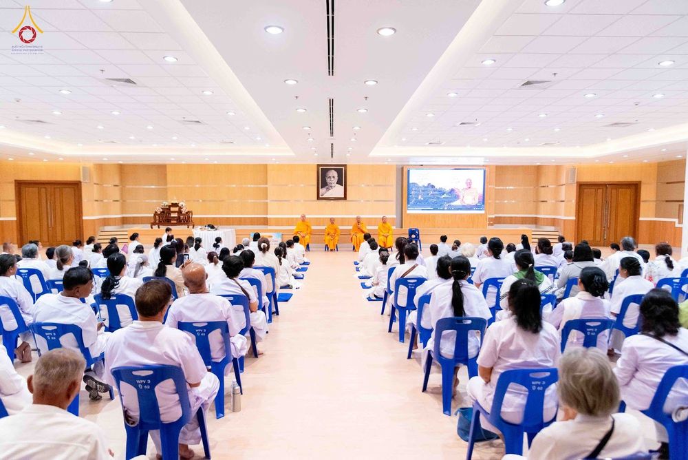ภาพ No.344459:วันที่ 21-23 สิงหาคม พ.ศ. 2569 สัมมนารวมใจผู้นำบุญ บูชาธรรม 82 ปี หลวงพ่อธัมมชโย รุ่นที่ 1 กฐินสามัคคีทั่วไทย 30,000 วัด โครงการอุปสมบทบูชาธรรมมหาปูชนียาจารย์ 3,000 รูป  ณ ศูนย์ปฏิบัติธรรมเวิล์ดพีช วัลเล่ย์ จ.นครราชสีมา