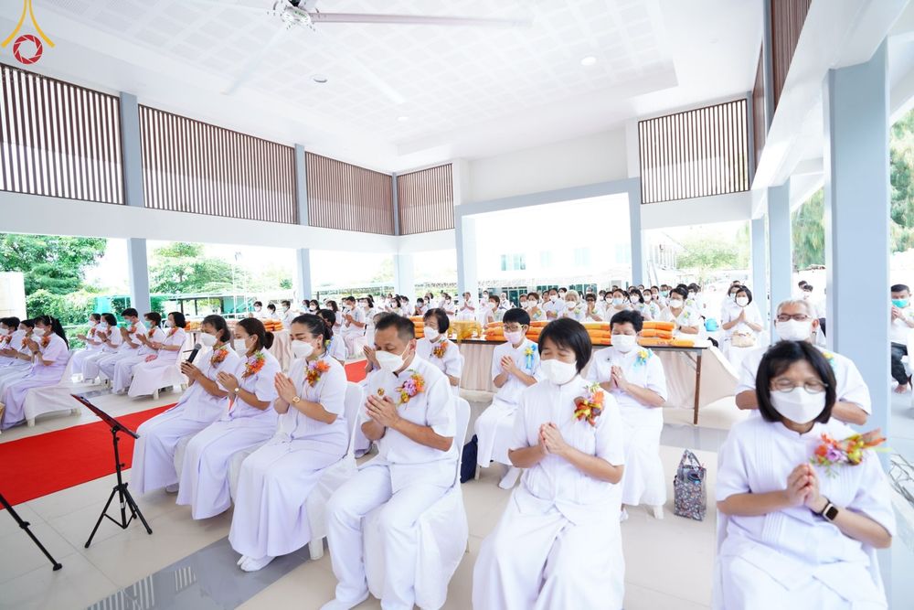 ภาพ No.50585:ประมวลภาพพิธีทอดผ้าป่าระบบไฟฟ้าถาวร ณ ศูนย์ปฏิบัติธรรมพระมงคลเทพมุนี