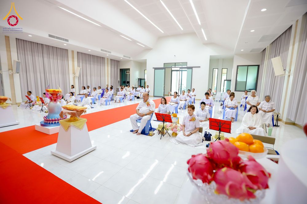 ภาพ No.327621:วันอาทิตย์ที่ 3 พฤษภาคม พ.ศ. 2569 พิธีบูชาข้าวพระและทอดผ้าระบบไฟฟ้า สุขพิมาน ศูนย์ปฏิบัติธรรมพัทลุง