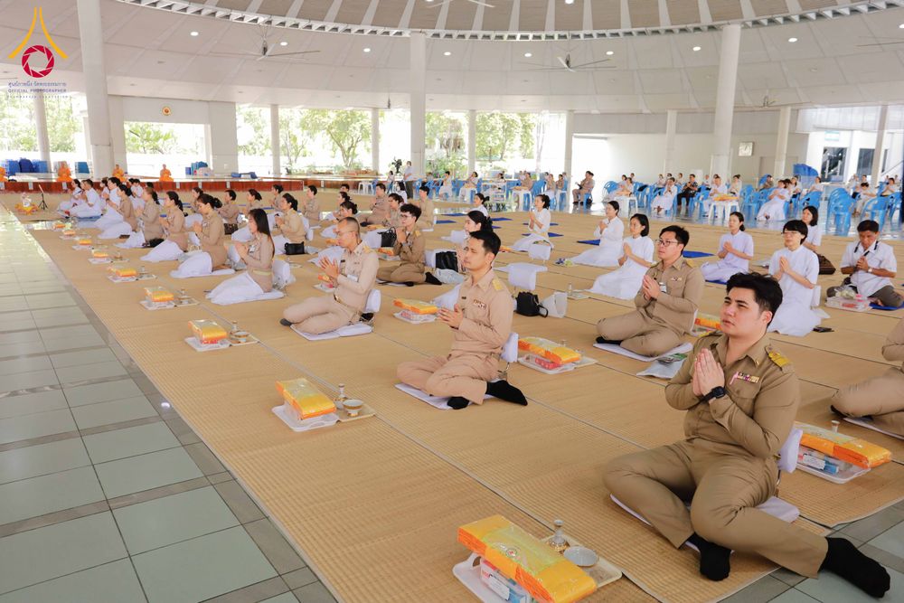 ภาพ No.311539:วันจันทร์ที่ 23 กุมภาพันธ์ พ.ศ. 2569 เปิดโลกทัศน์ผู้บริหารสถานศึกษายุคใหม่ เรียนรู้ต้นแบบการพัฒนาคนผ่านพลัง “บวร–V-Star” ผู้เข้ารับการพัฒนาตามโครงการ สพฐ. ศึกษาดูงานวัดพระธรรมกาย เสริมภาวะผู้นำคุณธรรมสู่การบริหารโรงเรียนอย่างยั่งยืน ณ อาคาร 100 ปี คุณยาย