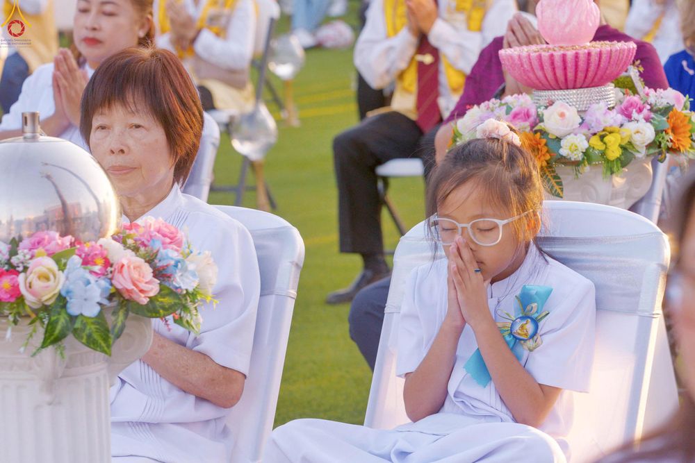 ภาพ No.332939:วันอาทิตย์ที่ 31 พฤษภาคม พ.ศ. 2569 วันวิสาขบูชา ณ วัดพระธรรมกายแคลิฟอร์เนีย  ประเทศสหรัฐอเมริกา