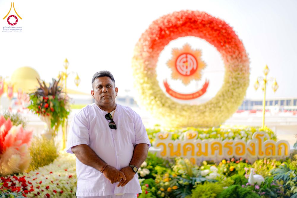 ภาพ No.325427:วันที่ 21-26 เมษายน พ.ศ.2569 ชาวต่างชาติจากประเทศศรีลังกา อิตาลี และเนปาล เยี่ยมชมวัดพระธรรมกาย