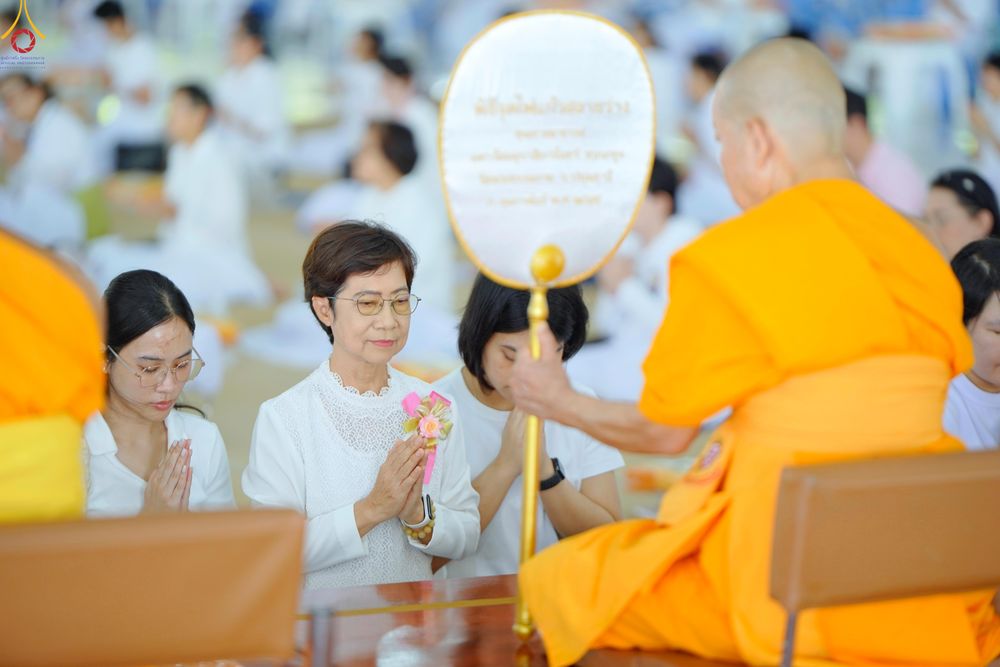 ภาพ No.328821:วันเสาร์ที่ 16 พฤษภาคม พ.ศ.2569 พิธีบุพเปตพลี ครั้งที่ 183 ร่วมอุทิศบุญแด่หมู่ญาติที่ล่วงลับไปแล้ว และสืบทอดอายุพระพุทธศาสนา ณ หอฉันคุณยายอาจารย์ฯ  วัดพระธรรมกาย