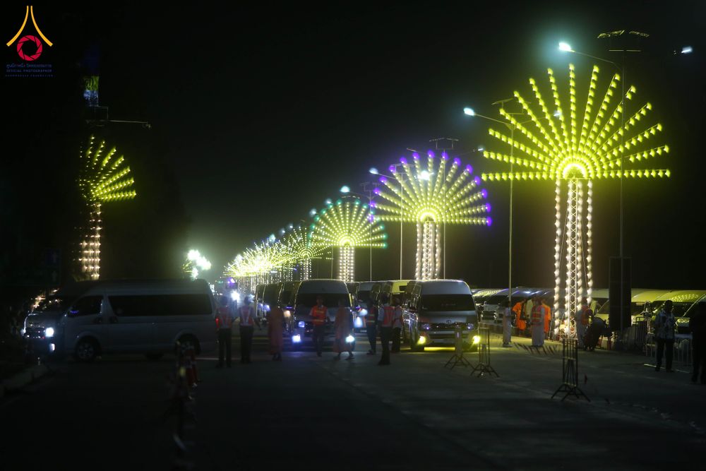 ภาพ No.324529:วันที่ 22 เมษายน พ.ศ.2569 (วันคุ้มครองโลก) บรรยากาศพระสังฆาธิการและสาธุชน การเดินทางกลับ งานถวายมหาสังฆทาน 40,000 กว่าวัดทั่วประเทศ วัดพระธรรมกาย