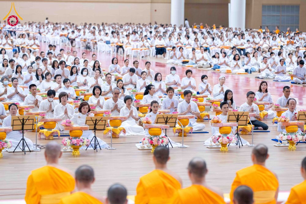 ภาพ No.313687:วันอาทิตย์ที่ 15 มีนาคม พ.ศ. 2569 พิธีร่วมบุญบรรพชาสามเณร 5000 รูป ณ ห้องแก้วสารพัดนึก 2 สภาธรรมกายสากล วัดพระธรรมกาย