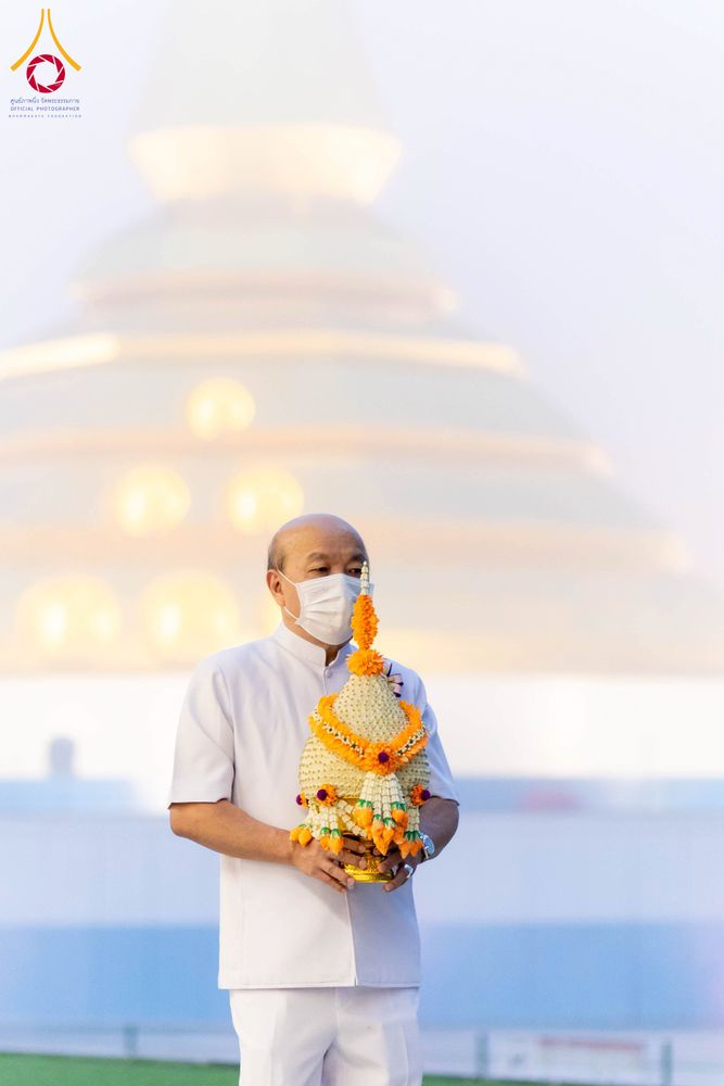 ภาพ No.298052:วันเสาร์ที่ 17 มกราคม พ.ศ. 2569 พิธีบรรพชาอุปสมบท โครงการอุปสมบทหมู่ บูชาธรรมครบ 117 ปี คุณยายอาจารย์มหารัตนอุบาสิกาจันทร์ ขนนกยูง  ณ อุโบสถพระไตรปิฎก วัดพระธรรมกาย