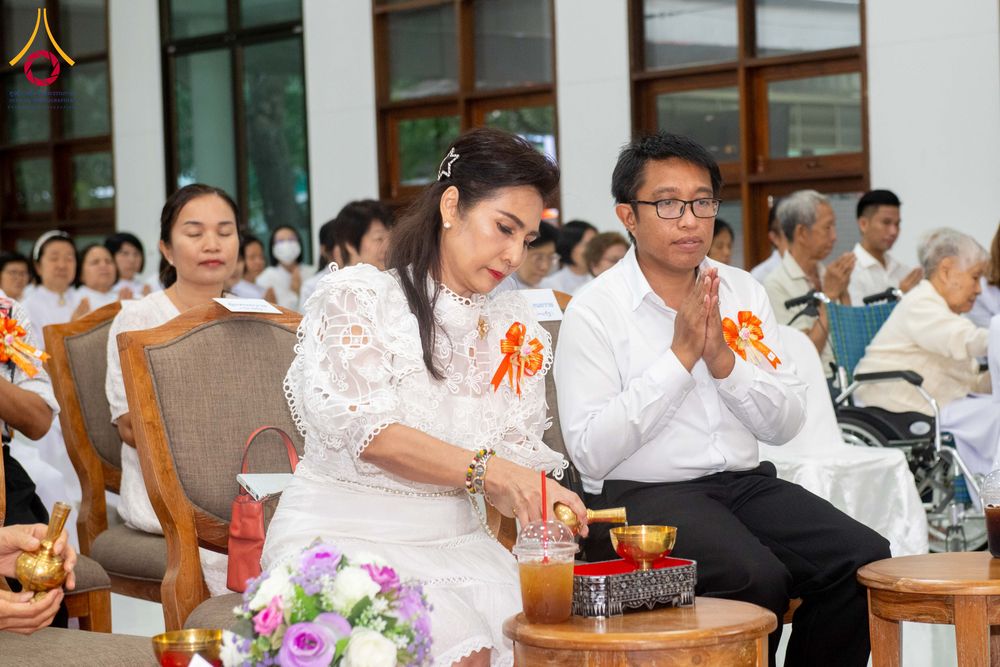 ภาพ No.315862:วันพฤหัสบดีที่ 26 มีนาคม พ.ศ. 2569 พิธีบำเพ็ญกุศล คุณพ่อณรงค์ จินตมากุล  สิริอายุ 99 ปี 11 เดือน โยมบิดา พระครูปลัดรัตนวีรวัฒน์ (รังสฤษดิ์ อิทฺธิจินตโก) ที่ปรึกษาเจ้าคณะจังหวัดปทุมธานี เจ้าอาวาสวัดพระธรรมกาย  ณ ห้องปลูกศรัทธา 2 วัดพระธรรมกาย ปทุมธานี