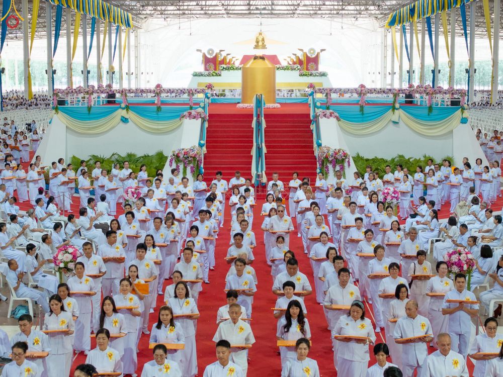 ภาพ No.345627:วันพฤหัสบดีที่ 27 สิงหาคม พ.ศ.2569 พิธีทอดผ้าป่าเพื่อถวายอุปกรณ์สื่อโสตทัศน์ อาคาร 82 ปี หลวงพ่อธัมมชโย พิธีทอดผ้าป่าสมทบกฐินวัดพระธรรมกาย และสมทบกฐิน 30,000 กว่าวัดทั่วไทย ครั้งที่ 1 ประจำปี พุทธศักราช 2569 ณ วัดพระธรรมกาย ปทุมธานี