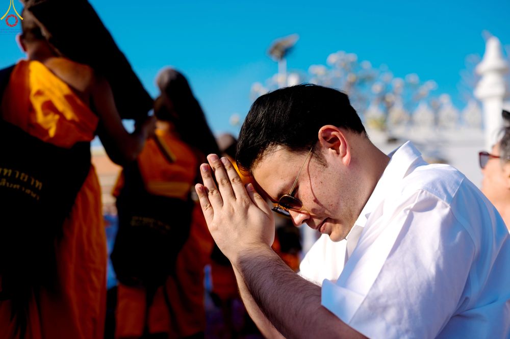 ภาพ No.292926:วันที่ 11 มกราคม พ.ศ. 2569 พิธีต้อนรับพระธรรมยาตรา ณ อนุสรณ์สถานลำดับที่ 3 (ภาพชุดที่ 2) สถานที่เกิดในเพศสมณะ วัดสองพี่น้อง อำเภอสองพี่น้อง จังหวัดสุพรรณบุรี ในโครงการธรรมยาตรา กตัญญูบูชา มหาปูชนียาจารย์ พระมงคลเทพมุนี(สด จนฺทสโร) พระผู้ปราบมาร อนุสรณ์สถ