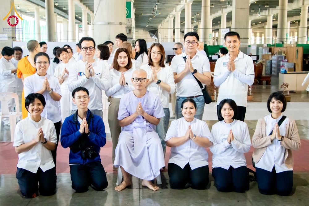 ภาพ No.293661:วันที่ 10 มกราคม พ.ศ. 2569 พิธีปลงผมธรรมทายาทบูชาธรรม 117  ปี คุณยายอาจารย์ฯ ณ วิหารคด วัดพระธรรมกาย ปทุมธานี