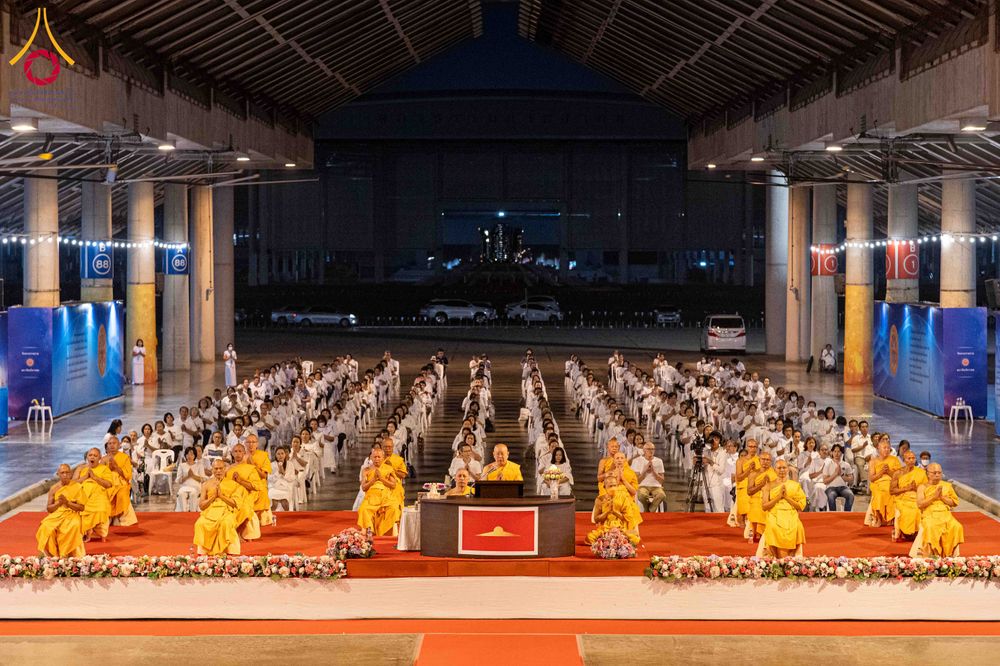 ภาพ No.298354:วันจันทร์ที่ 19 มกราคม พ.ศ. 2569 พิธีฉลองชัยชิตังเม สวดธัมมจักกัปวัตนสูตร เนื่องในวันคล้ายวันเกิด 117 ปี คุณยายอาจารย์มหารัตนอุบาสิกาจันทร์ ขนนกยูง ครบ 8,051,919,117 จบ  ณ วัดพระธรรมกาย จังหวัดปทุมธานี