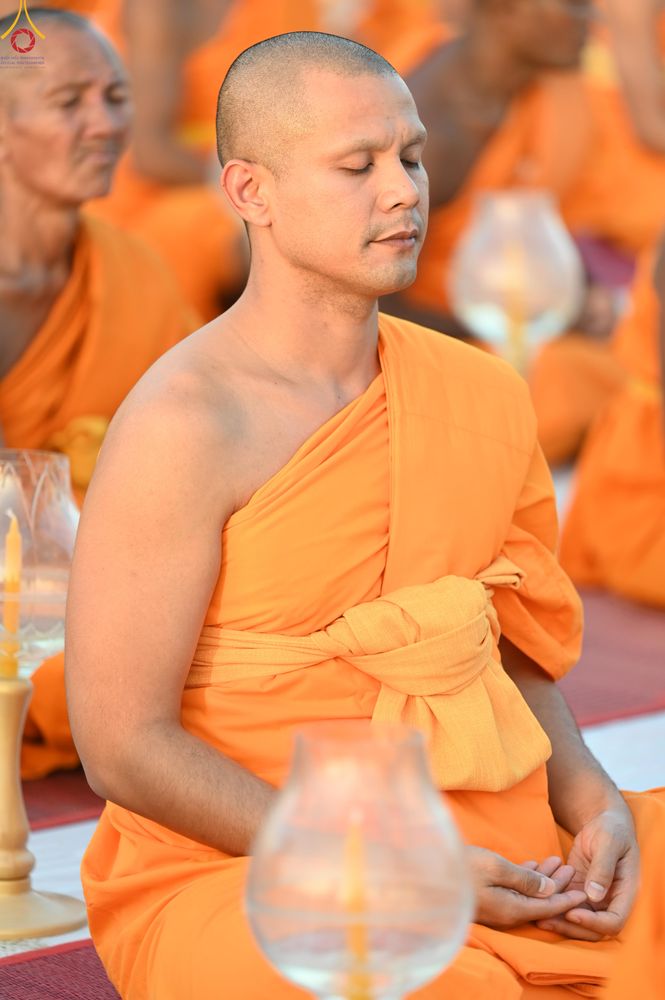 ภาพ No.301993:วันที่ 23 มกราคม พ.ศ. 2569 พิธีจุดประทีปธรรมถวายเป็นพุทธบูชา และบูชาธรรมมหาปูชนียาจารย์  ณ อนุสรณ์สถานลำดับที่ 5 สถานที่เผยแผ่วิชชาธรรมกายครั้งแรก อนุสรณ์สถานบางปลา วัดบางปลา อำเภอบางเลน จังหวัดนครปฐม ในโครงการธรรมยาตรา กตัญญูบูชา มหาปูชนียาจารย์ พระมงคล