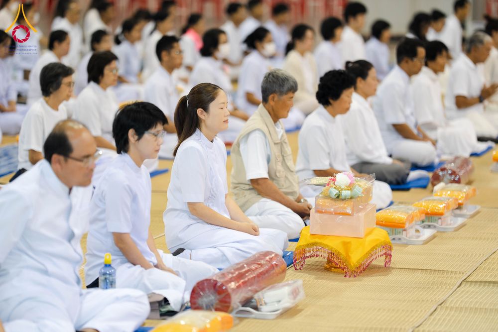 ภาพ No.306964:วันที่ 31 มกราคม พ.ศ. 2569 พิธีถวายภัตตาหารเป็นสังฆทาน แด่พระธรรมยาตรา ณ วัดพระธรรมกาย  จังหวัดปทุมธานี ในโครงการธรรมยาตรา กตัญญูบูชา มหาปูชนียาจารย์ พระมงคลเทพมุนี(สด จนฺทสโร) พระผู้ปราบมาร อนุสรณ์สถาน 7 แห่ง ปีที่ 14