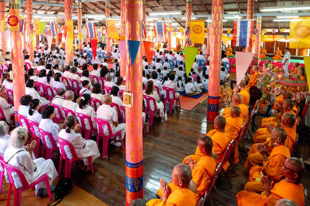 ภาพ No.298816:วันที่ 20 มกราคม พ.ศ. 2569 พิธีทอดผ้าป่าทำนุบำรุงศาสนสถาน ณ วัดลำพญา อ.บางเลน จ.นครปฐม ในโครงการธรรมยาตรา กตัญญูบูชา มหาปูชนียาจารย์ พระมงคลเทพมุนี(สด จนฺทสโร) พระผู้ปราบมาร อนุสรณ์สถาน 7 แห่ง ปีที่ 14