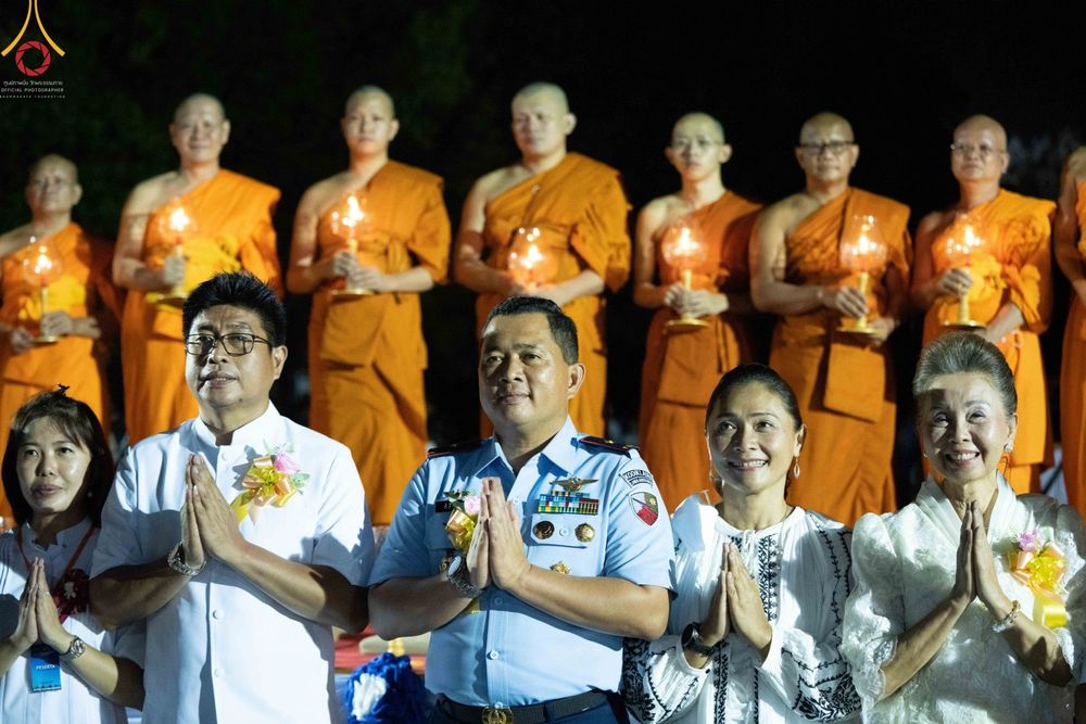 ภาพ No.46536:พิธีจุดโคมวิสาขประทีป วันวิสาขบูชา พ.ศ. 2565 ณ ประเทศอินโดนีเซีย