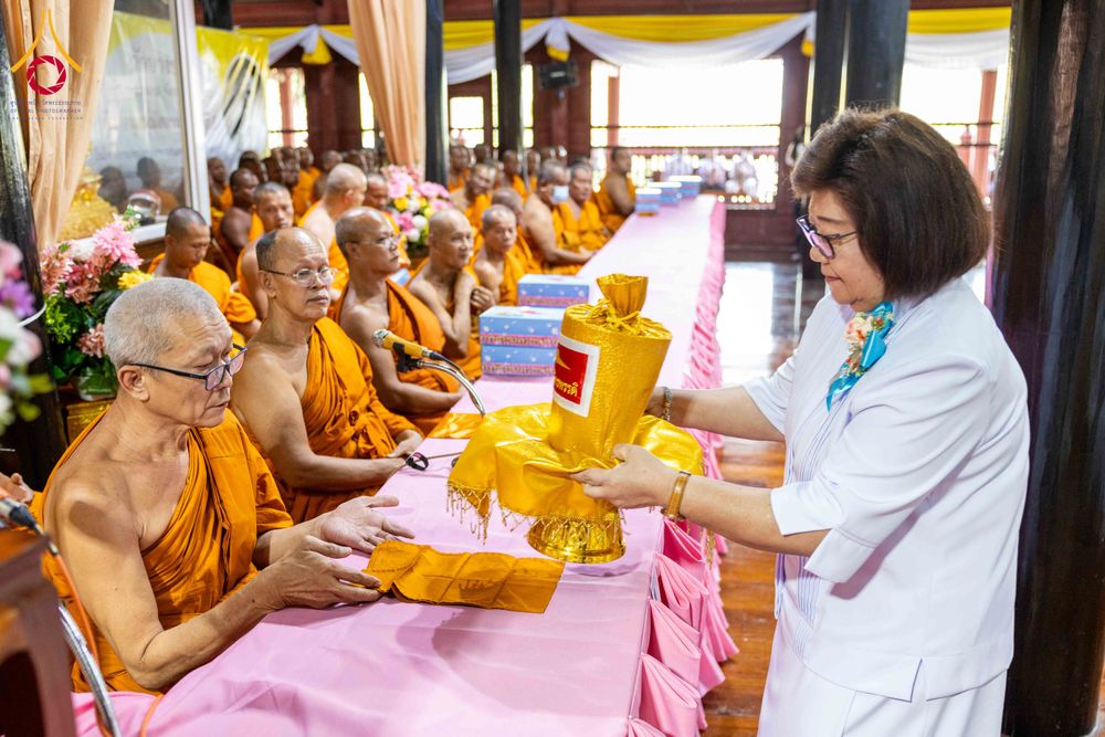 ภาพ No.300915:วันที่ 22 มกราคม พ.ศ. 2569 พิธีทอดผ้าป่าทำนุบำรุงศาสนสถาน ณ วัดบางปลา อ.บางเลน จ.นครปฐม ในโครงการธรรมยาตรา กตัญญูบูชา มหาปูชนียาจารย์ พระมงคลเทพมุนี(สด จนฺทสโร) พระผู้ปราบมาร อนุสรณ์สถาน 7 แห่ง ปีที่ 14