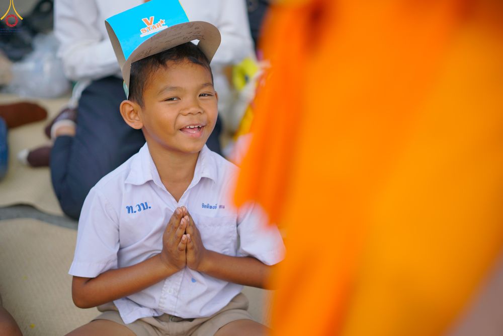 ภาพ No.295168:วันที่ 14 มกราคม พ.ศ. 2569 พิธีต้อนรับพระธรรมยาตรา อนุสรณ์สถานลำดับที่ 4  สถานที่เกิดด้วยกายธรรม ณ วัดโบสถ์บน ต.บางคูเวียง จ.นนทบุรี ในโครงการธรรมยาตรา กตัญญูบูชา มหาปูชนียาจารย์ พระมงคลเทพมุนี(สด จนฺทสโร) พระผู้ปราบมาร อนุสรณ์สถาน 7 แห่ง ปีที่ 14
