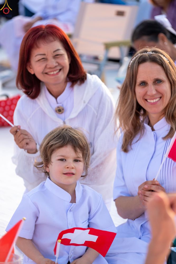 ภาพ No.302049:วันที่ 23 มกราคม พ.ศ. 2569 พิธีจุดประทีปธรรมถวายเป็นพุทธบูชา และบูชาธรรมมหาปูชนียาจารย์  ณ อนุสรณ์สถานลำดับที่ 5 สถานที่เผยแผ่วิชชาธรรมกายครั้งแรก อนุสรณ์สถานบางปลา วัดบางปลา อำเภอบางเลน จังหวัดนครปฐม ในโครงการธรรมยาตรา กตัญญูบูชา มหาปูชนียาจารย์ พระมงคล