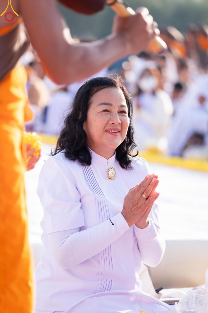 ภาพ No.198246:พิธีต้อนรับพระธรรมยาตรา ณ อนุสรณ์สถานลำดับที่ 5 สถานที่เผยแผ่วิชชาธรรมกายครั้งแรก อนุสรณ์สถานบางปลา วัดบางปลา อำเภอบางเลน จังหวัดนครปฐม ในโครงการธรรมยาตรา กตัญญูบูชา มหาปูชนียาจารย์ พระมงคลเทพมุนี(สด จนฺทสโร) พระผู้ปราบมาร ปีที่ 13 วัน 19 มกราคม พ.ศ.2568