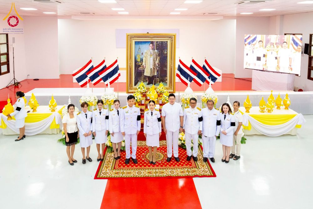 ภาพ No.276125:วันที่ 5 ธันวาคม พ.ศ. 2568 พสกนิกรอำเภอคลองหลวง พร้อมใจบำเพ็ญกุศลอุทิศถวาย “ในหลวงรัชกาลที่ 9” น้อมรำลึกในพระมหากรุณาธิคุณ เนื่องในวันคล้ายวันพระบรมราชสมภพ วันชาติ และวันพ่อแห่งชาติ ณ อาคารปลูกศรัทธา 2 วัดพระธรรมกาย อำเภอคลองหลวง จังหวัดปทุมธานี