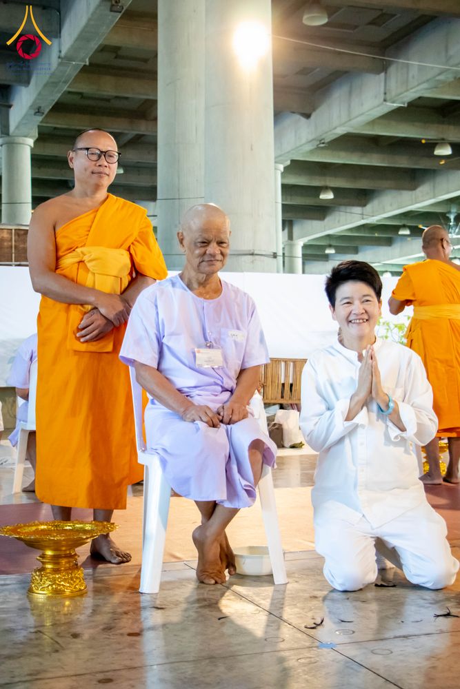 ภาพ No.293662:วันที่ 10 มกราคม พ.ศ. 2569 พิธีปลงผมธรรมทายาทบูชาธรรม 117  ปี คุณยายอาจารย์ฯ ณ วิหารคด วัดพระธรรมกาย ปทุมธานี