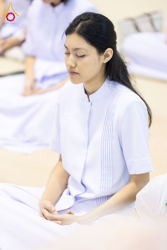 ภาพ No.287587:วันที่ 1 มกราคม พ.ศ. 2569 พิธีบูชาข้าวพระ ณ สภาธรรมกายสากล วัดพระธรรมกาย