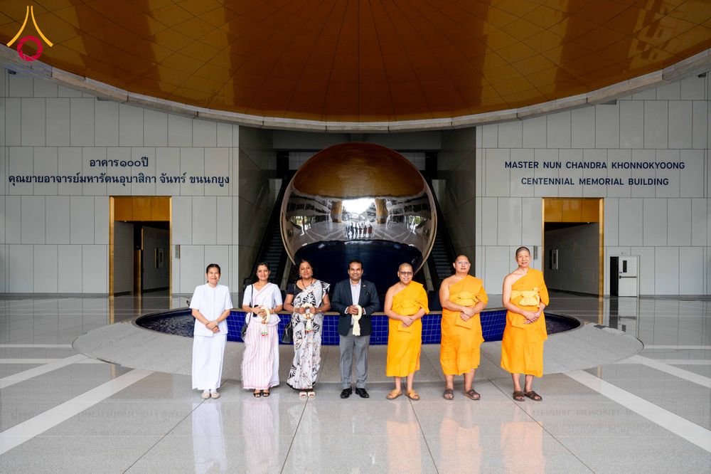 ภาพ No.340093:วันที่ 21 กรกฎาคม พ.ศ. 2569 เอกอัครราชทูตศรีลังกาประจำประเทศไทย เยี่ยมชมวัดพระธรรมกาย กระชับความสัมพันธ์ทางศาสนา