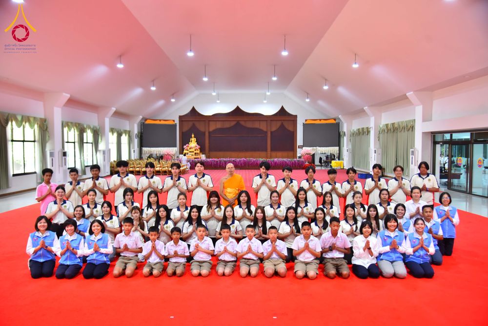 ภาพ No.298757:วันที่ 20 มกราคม พ.ศ. 2569 พิธีทอดผ้าป่าทำนุบำรุงศาสนสถาน ณ วัดไร่ขิง อ.สามพราน จ.นครปฐม ในโครงการธรรมยาตรา กตัญญูบูชา มหาปูชนียาจารย์ พระมงคลเทพมุนี(สด จนฺทสโร) พระผู้ปราบมาร อนุสรณ์สถาน 7 แห่ง ปีที่ 14