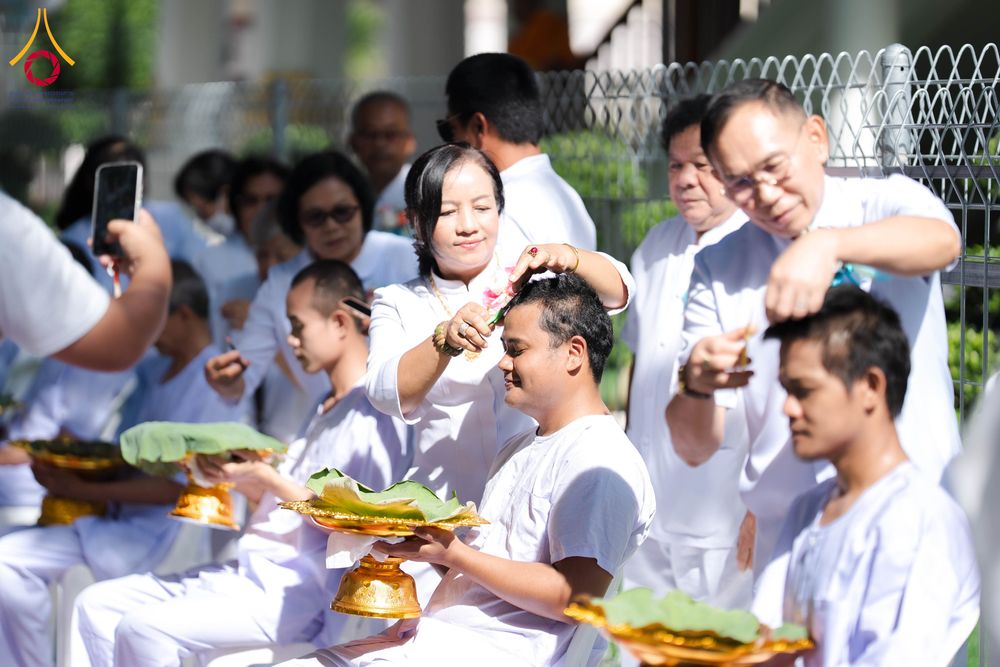 ภาพ No.341238:วันอาทิตย์ที่ 26 กรกฎาคม พ.ศ. 2569 ​โครงการอุปสมบทหมู่บูชาธรรมมหาปูชนียาจารย์ รุ่นที่ ๑ วัดกลางธนรินทร์ ต.บ้านแป้ง อ.พรหมบุรี จ.สิงห์บุรี