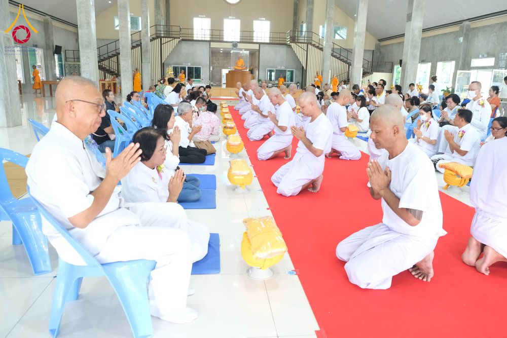 ภาพ No.315547:วันที่ 21 มีนาคม พ.ศ. 2569 โครงการอุปสมบทหมู ภาคฤดูร้อน ศูนย์อบรมเยาวชนนครปฐม อุปสมบท ณ พระอุโบสถ วัดลาดหญ้าไทร