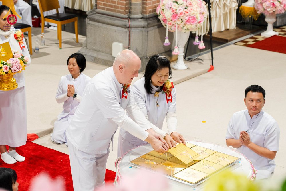 ภาพ No.329718:วันที่ 16 พฤษภาคม พ.ศ.2569 พิธีประดิษฐานพระประธาน และบรรจุพระบรมสารีริกธาตุ เนเธอร์เเลนด์