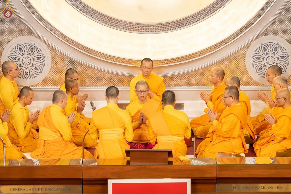 ภาพ No.54822:ประมวลภาพพิธีทอดกฐิน ณ วัดพระธรรมกายนิวคาสเซิล ประเทศอังกฤษ  (วันที่ 30 ตุลาคม พ.ศ. 2565)