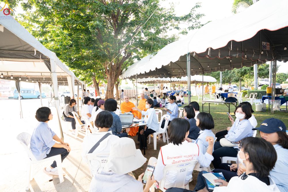 ภาพ No.282399:วันที่ 19 -20 ธันวาคม พ.ศ.2568 เบื้องหลังความสำเร็จ ของการจัดงานตักบาตร พระ 10,000 รูป Skywalk กาญจนบุรี